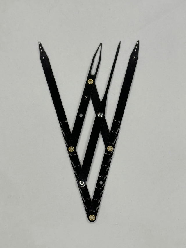 GOLDEN COMPASS BLACK