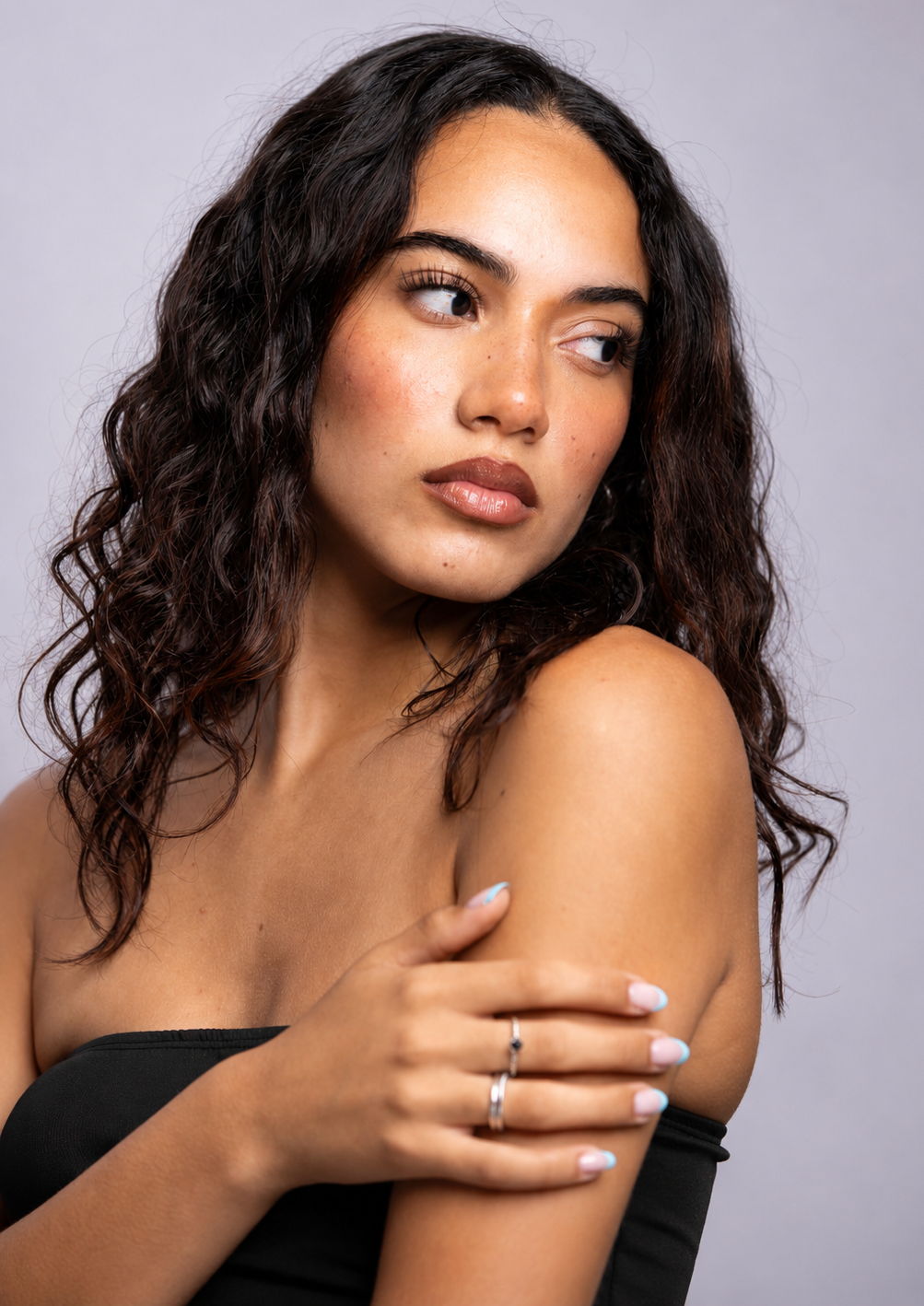 LashFox GLAM FOX Press-On Lashes Kit – No Glue Needed, DIY Lash Extensions, Wispy  Lashes, Reusable Natural Look, 5–12 Day Wear